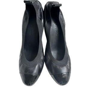 Chanel Black Cap-Toe Leather Ballet Flats